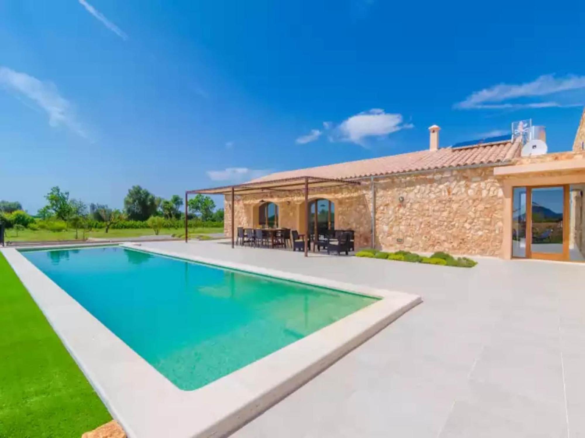 Villa Gusti - With Private Pool In Manacor